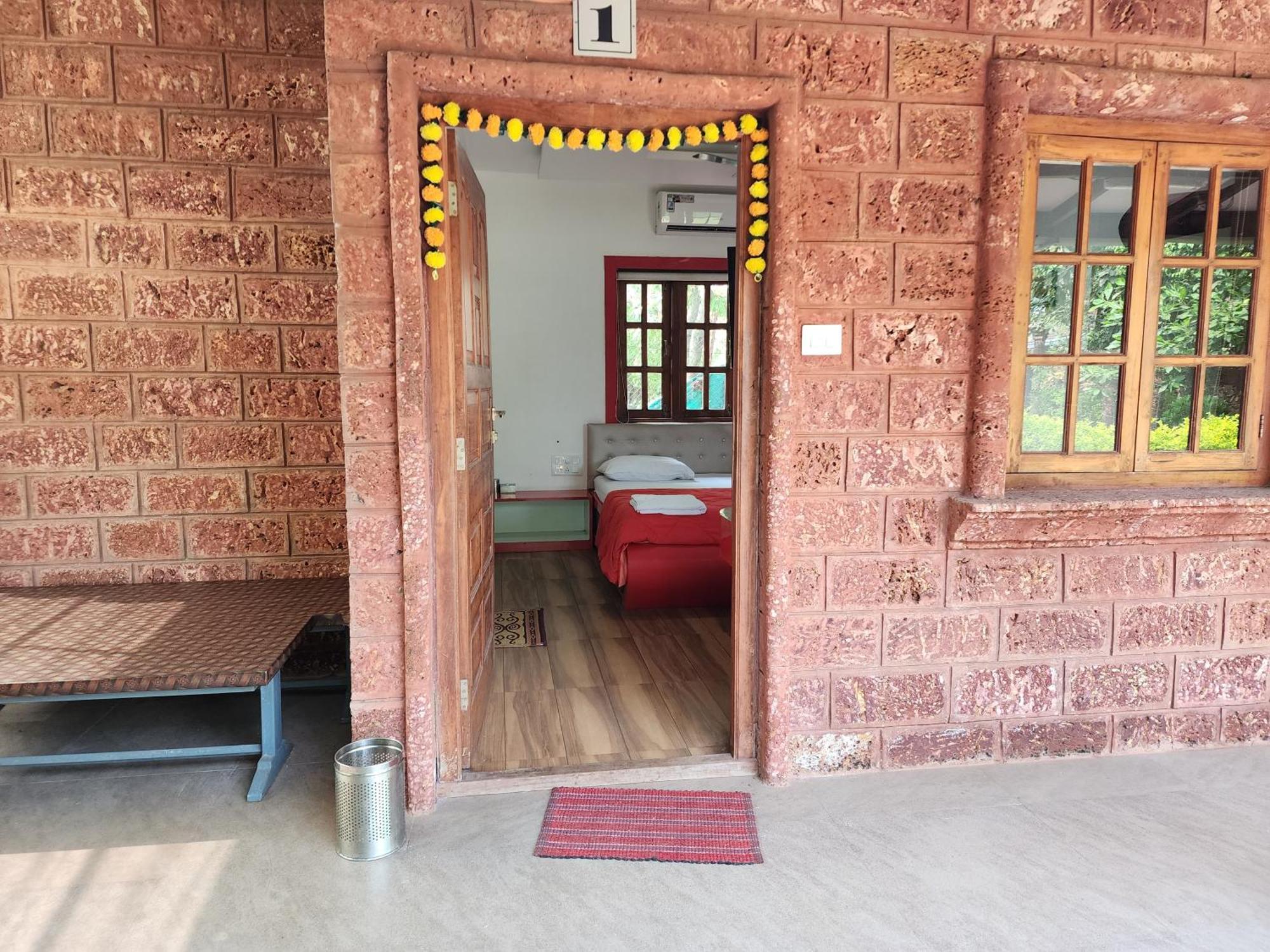 אליבג Red Stone Resort מראה חיצוני תמונה